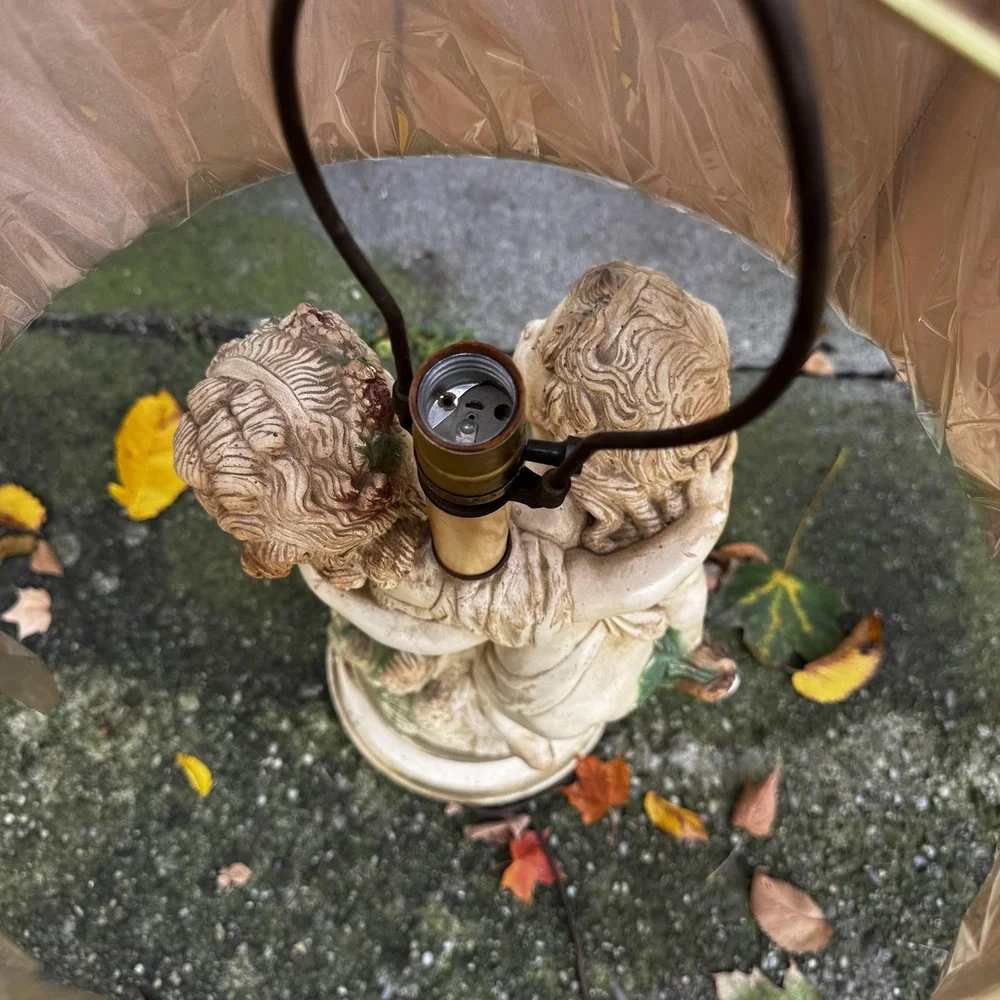 Vintage Cherub Figural Table‎ Lamp Chalkware Grapes Motif w/ Shade Untested